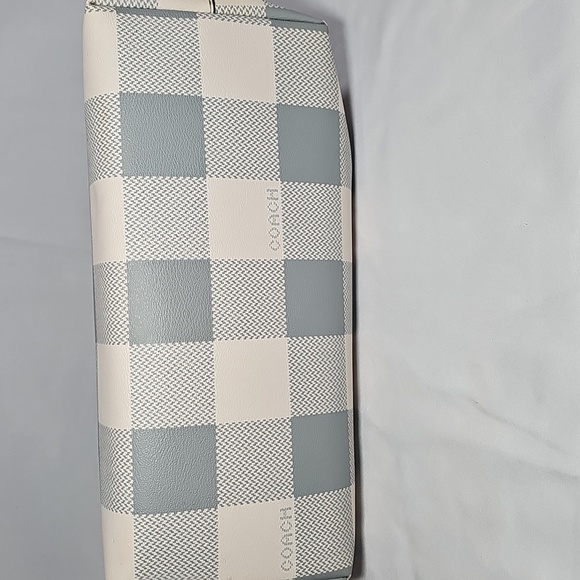 Coach Gallery Tote - Picture 6 of 9